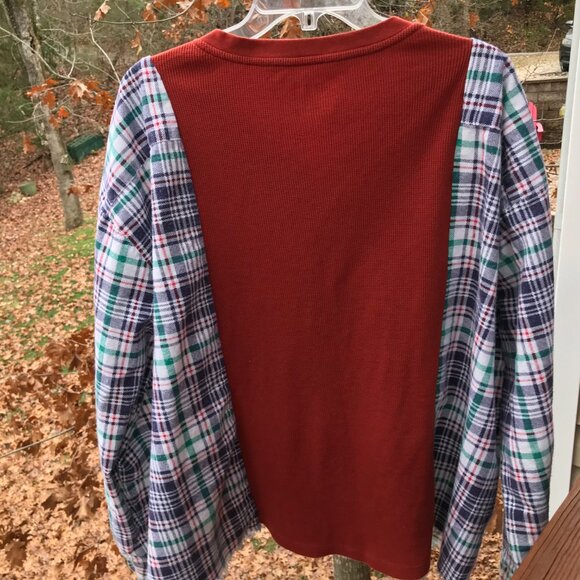 Reworked Flannel Tee, Size L-2XL: Upcycled Oversized Rust Waffle Knit Shirt - Picture 5 of 10